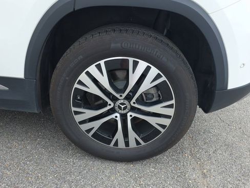 Certified 2025 Mercedes-Benz GLA 250 4MATIC image 10