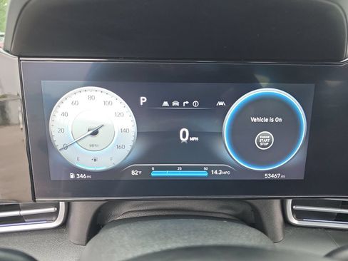 Certified 2024 Hyundai Elantra SEL FWD image 33