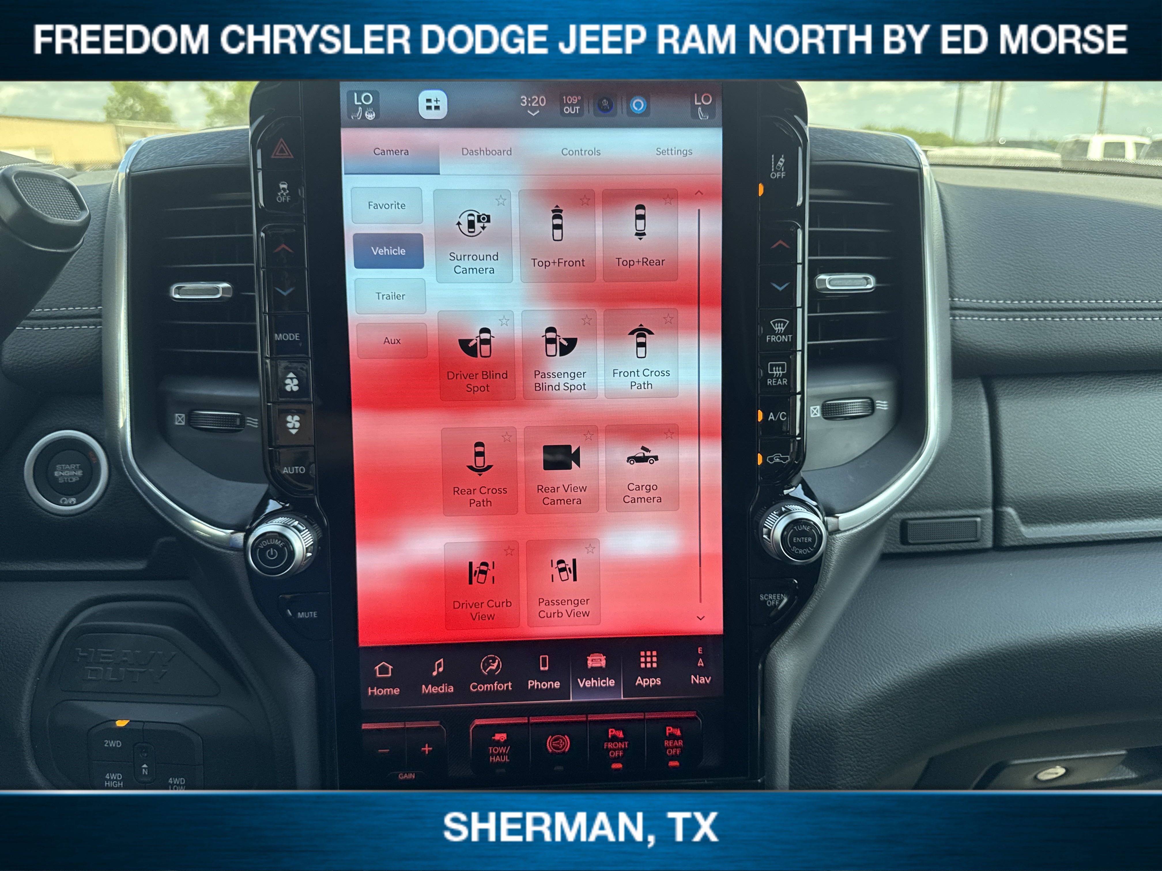 Used 2025 RAM 2500 Laramie AWD/4WD image 19