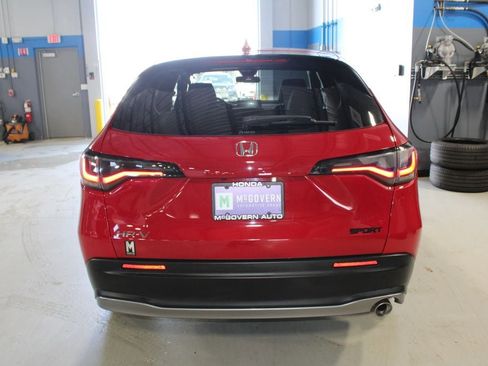 Used 2023 Honda HR-V Sport image 38