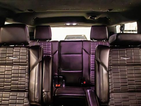 Used 2022 Cadillac Escalade ESV Sport Platinum w/ LPO, ONYX Package image 13