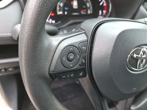 Used 2023 Toyota RAV4 XLE image 19