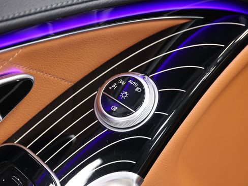 Used 2022 Mercedes-Benz S 500 4MATIC image 13