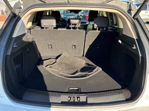 Used 2024 Lincoln Corsair AWD w/ Equipment Group 101A image 8