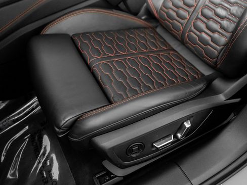 Used 2023 Audi RS 6 4.2 image 28