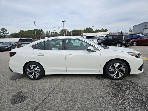 Used 2020 Subaru Legacy Premium image 4