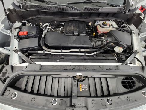 Used 2024 Chevrolet Silverado 1500 LT image 9