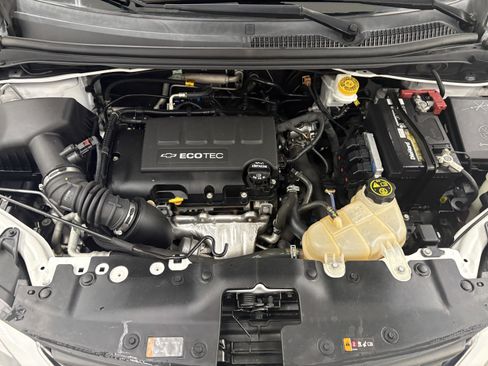 Used 2020 Chevrolet Sonic LT FWD image 8