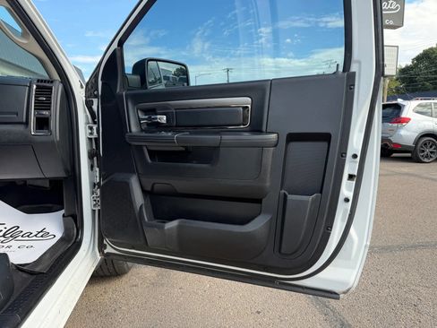 Used 2016 RAM 1500 Sport RWD image 13