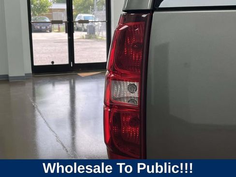Used 2012 Chevrolet Tahoe LT w/ Luxury Package RWD image 11