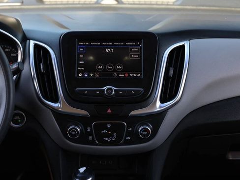 Used 2021 Chevrolet Equinox LS FWD image 43