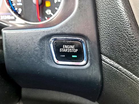 Used 2023 GMC Acadia Denali w/ Black Diamond Edition AWD/4WD image 19