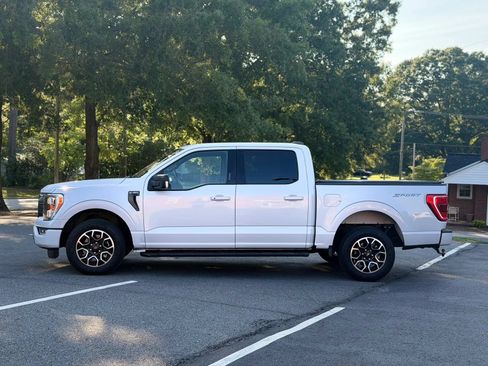 Used 2022 Ford F150 XLT w/ Equipment Group 302A High RWD image 3