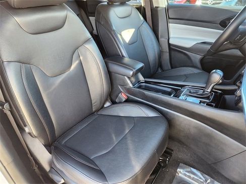 Used 2022 Jeep Compass Limited image 21