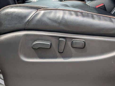 Used 2020 Nissan Armada SL RWD image 18