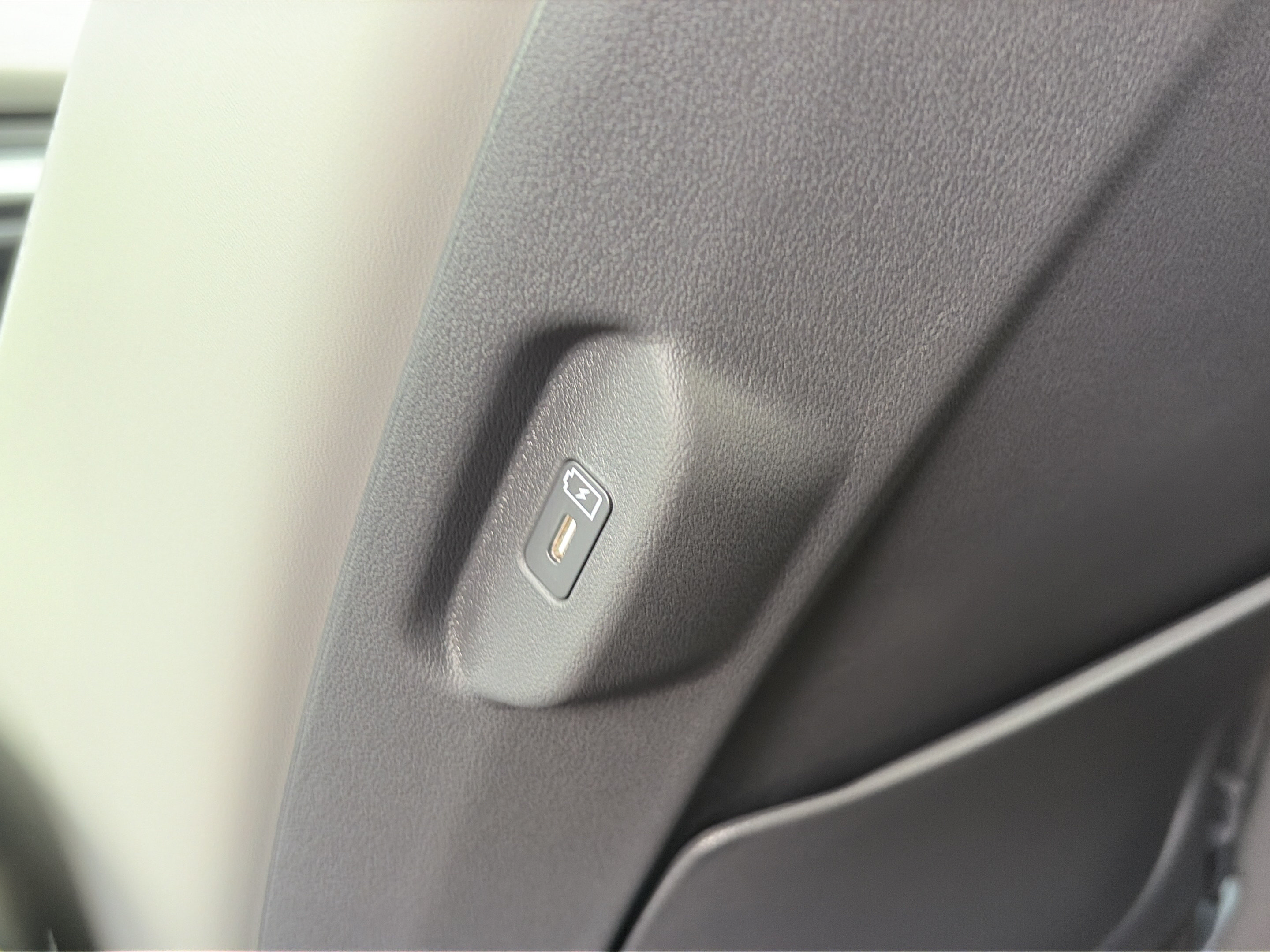 New 2027 Kia Seltos EX FWD image 13