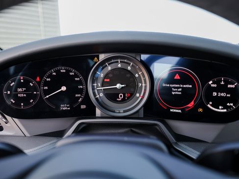 Certified 2024 Porsche 911 Carrera S image 15