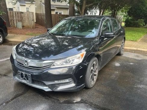 Used 2017 Honda Accord EX-L image 3