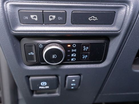 Used 2023 Ford F150 Lariat w/ Equipment Group 502A High image 39