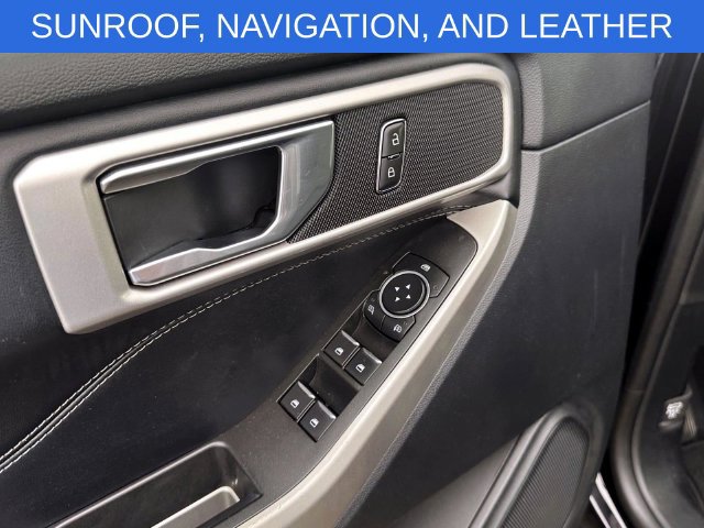 Used 2022 Ford Explorer XLT w/ Equipment Group 202A AWD/4WD image 16