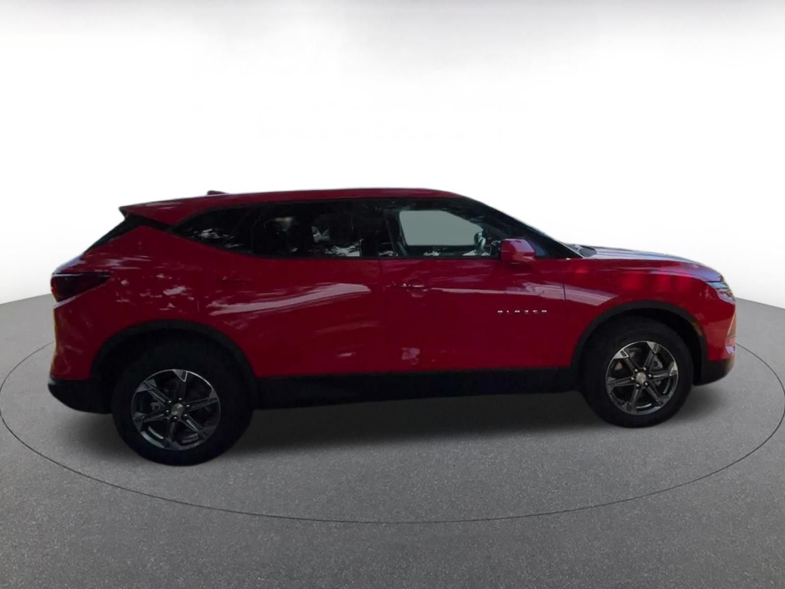 Used 2026 Chevrolet Blazer LT FWD image 15