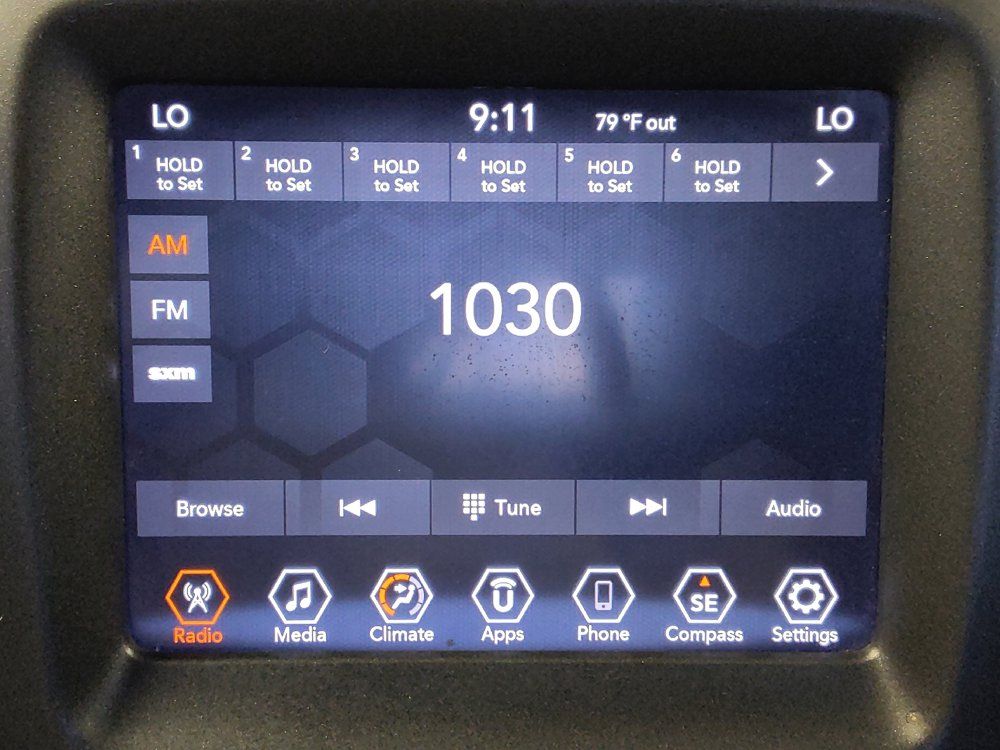 Used 2020 Jeep Compass Trailhawk AWD/4WD image 25