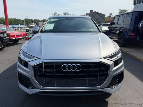 Used 2019 Audi Q8 Premium Plus w/ Premium Plus AWD/4WD image 3