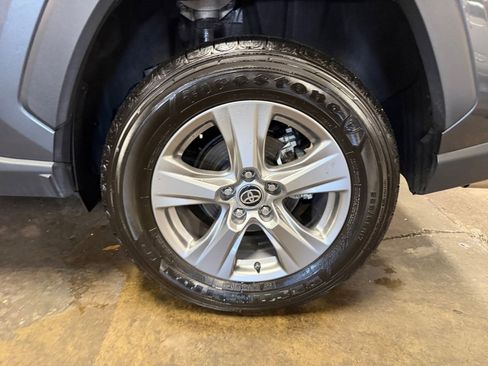 Used 2025 Toyota RAV4 XLE w/ Convenience Package image 26