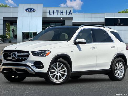 Used 2025 Mercedes-Benz GLE 450e 4MATIC image 1