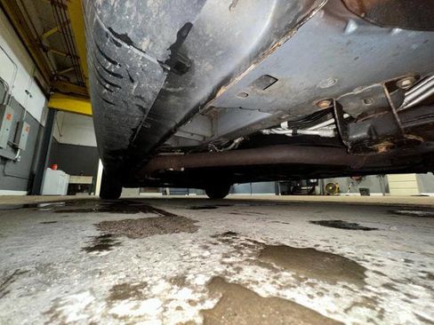 Used 2010 Dodge Grand Caravan SE FWD image 18