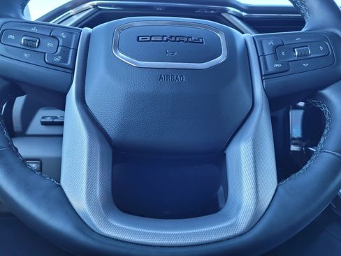 Used 2025 GMC Sierra 1500 Denali w/ Denali Reserve Package AWD/4WD image 32