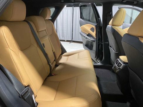 Used 2024 Lexus RX 350 Premium image 13