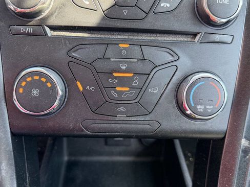 Used 2018 Ford Fusion S w/ Equipment Group 101A FWD image 19