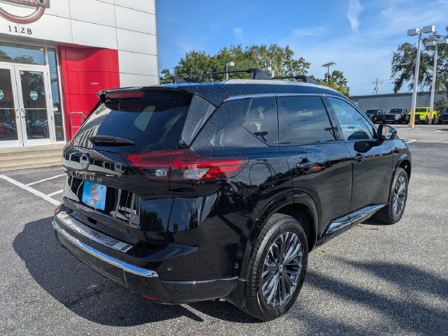 Certified 2026 Nissan Rogue Platinum w/ Platinum Premium Package AWD/4WD image 4