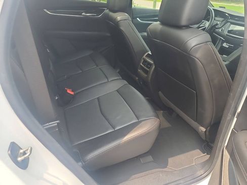 Used 2021 Cadillac XT5 Premium Luxury FWD image 32