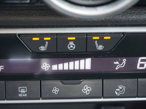 Certified 2023 Nissan Sentra SR w/ SR Premium Package image 20