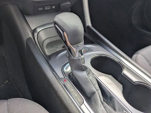 Used 2024 Chevrolet Malibu LT image 12