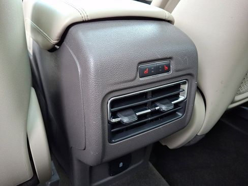 Certified 2022 Lincoln Corsair AWD w/ Premium Package image 11