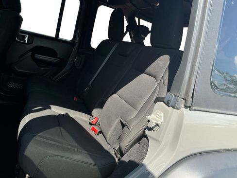 Used 2021 Jeep Wrangler Unlimited Sport AWD/4WD image 13