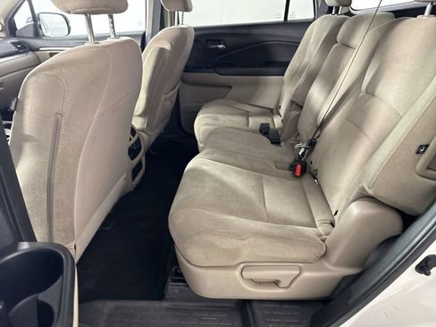 Used 2019 Honda Pilot LX image 21