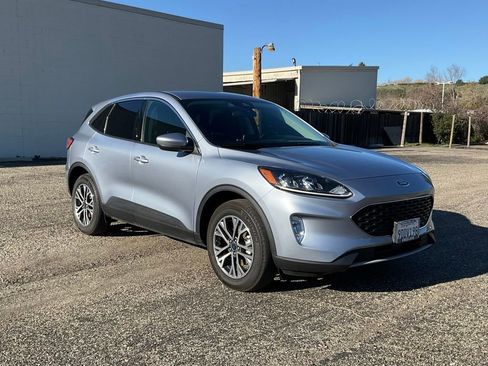 Certified 2022 Ford Escape SEL w/ Technology Package image 8