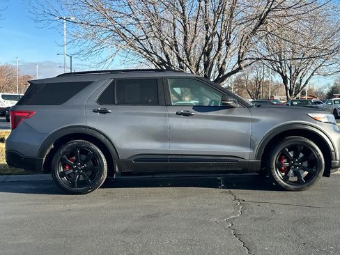 Certified 2022 Ford Explorer ST w/ Equipment Group 401A image 8