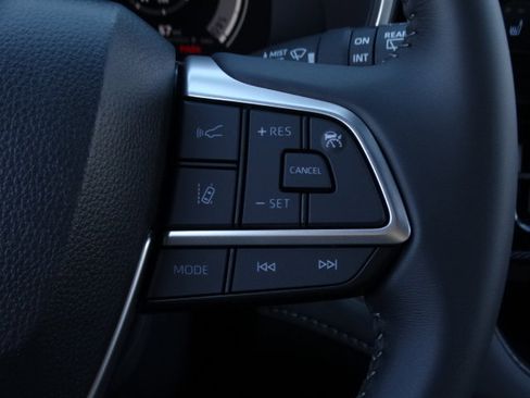 New 2026 Toyota Highlander XSE image 27