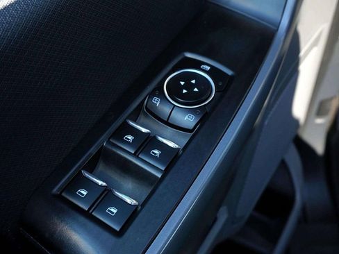 Used 2023 Ford F150 XLT image 13