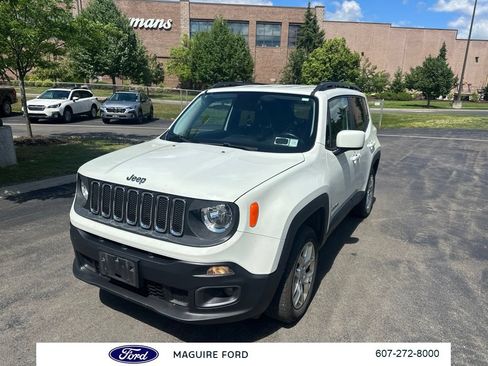 Used 2017 Jeep Renegade Latitude w/ Safety & Security Group (ALP) AWD/4WD image 10