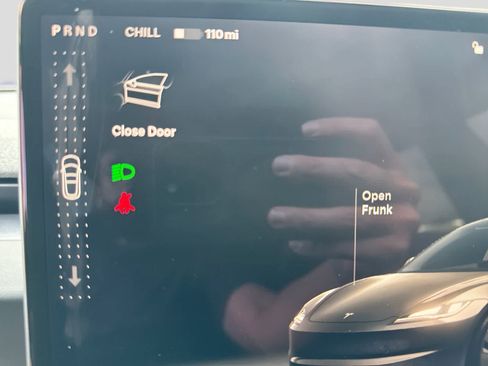 Used 2025 Tesla Model 3 Long Range RWD image 38