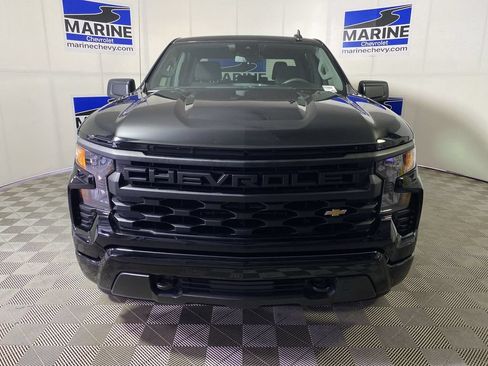 Used 2023 Chevrolet Silverado 1500 Custom AWD/4WD image 12