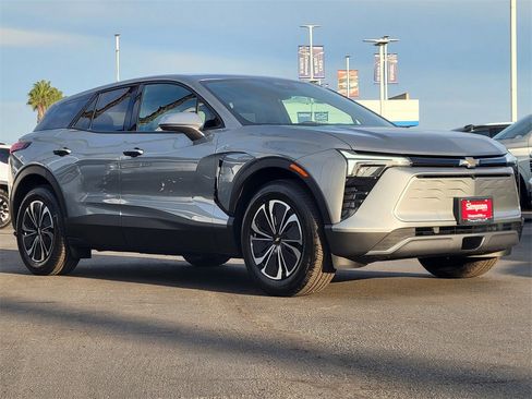 New 2026 Chevrolet Blazer EV LT image 25