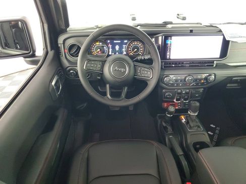 New 2026 Jeep Wrangler Unlimited Rubicon AWD/4WD image 16