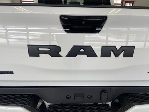New 2026 RAM 1500 4x4 Crew Cab image 17